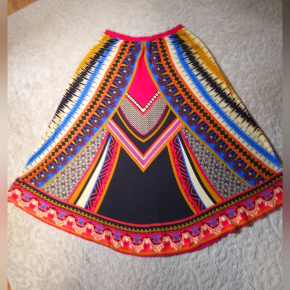 Forever 21 long flowy skirt - Picture 1 of 4